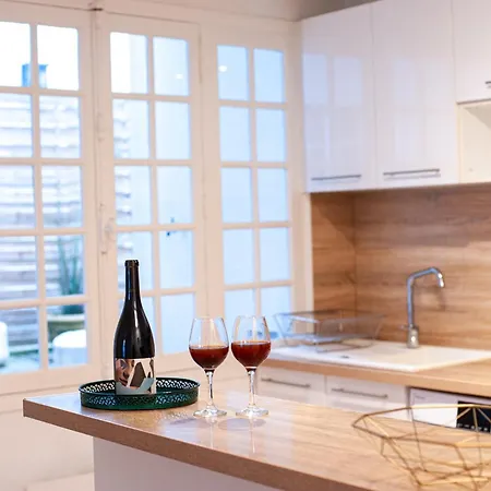 101 Cour De La Bastide Lägenhet *